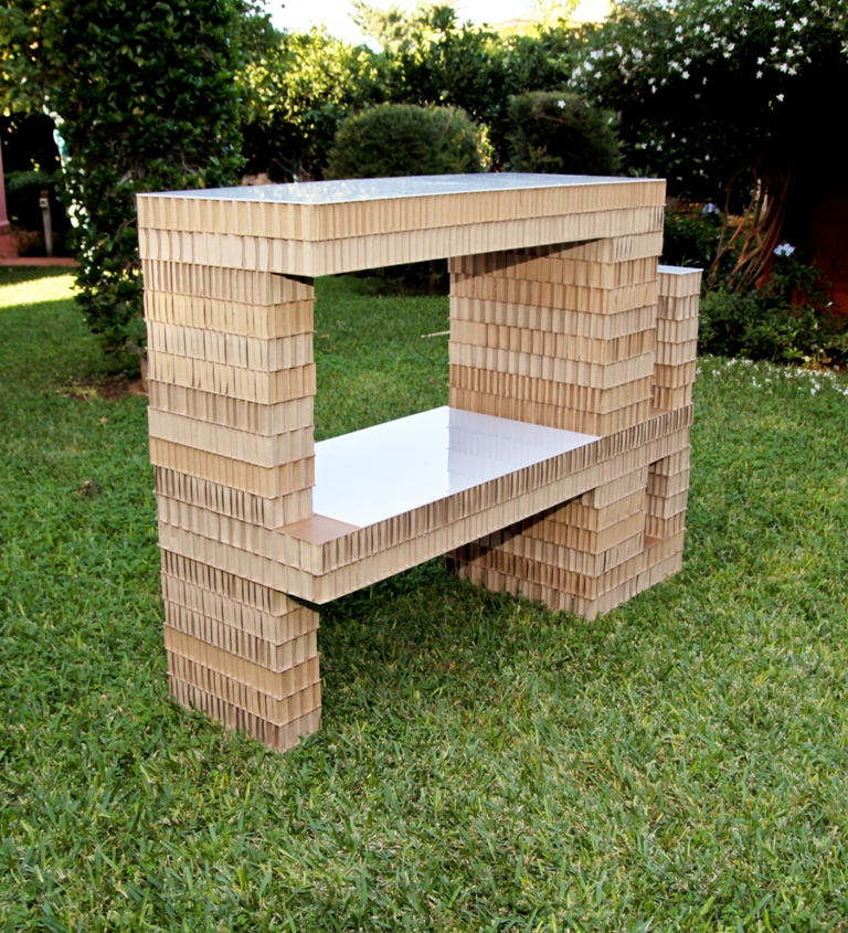 Modulo B, mobile in cartone alveolare