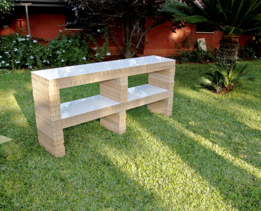 Modulo D, mobile in cartone alveolare